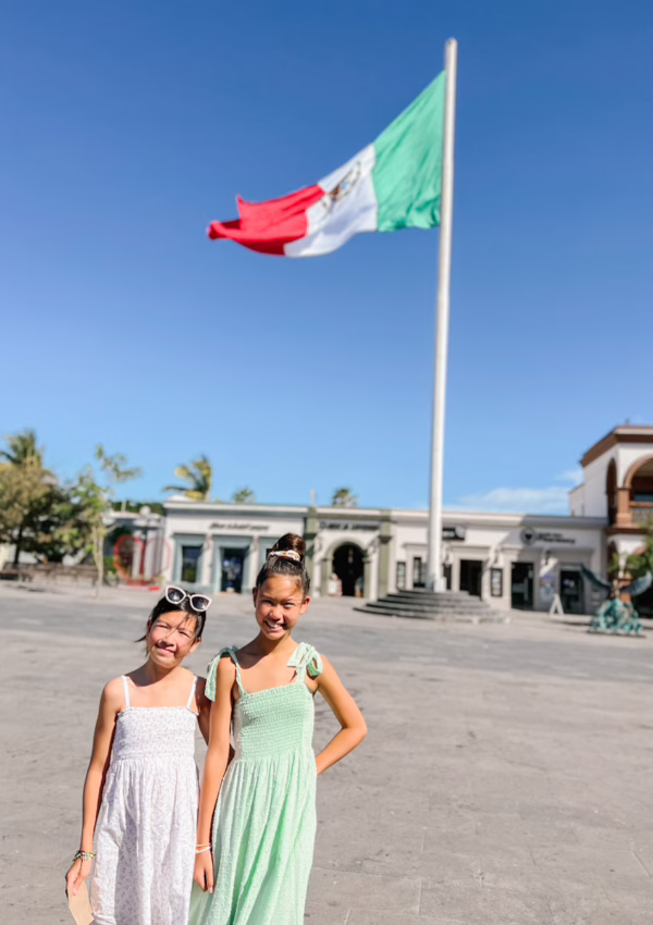 The Ultimate Family Travel Guide to Cabo: Sun, Sand & Kid-Friendly Adventures